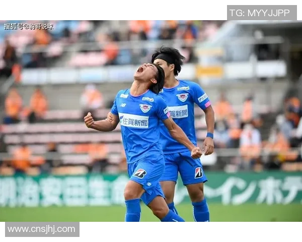 鲁能对阵鸟栖砂岩精彩直播回顾与赛后分析全景呈现